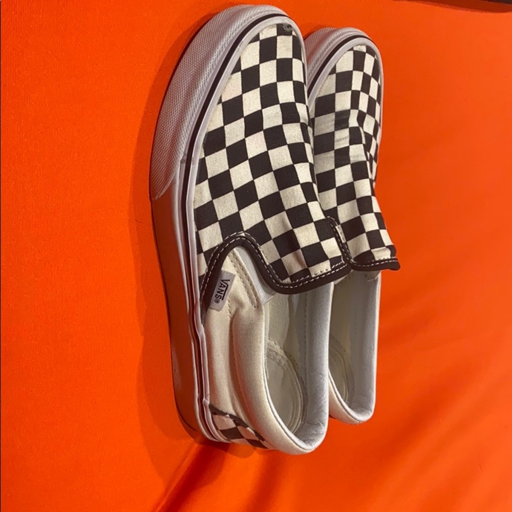 woman’s size 6 checkered slip on vans